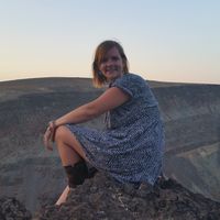 Anna Van Rooy的照片