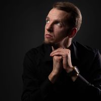 Adrian Memos's Photo