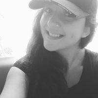 Azize Erdinlig's Photo