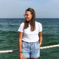 Lesya Firsanova's Photo