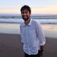 Amir Ebrahimi的照片