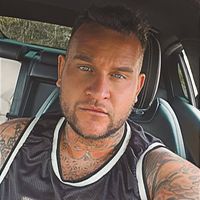 James Mcrobb的照片