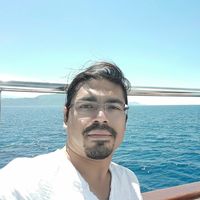 Fotos de İlker Salih Bayraktar