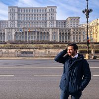 Doğuş Karaoğlan的照片