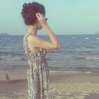 elisabeth castella的照片