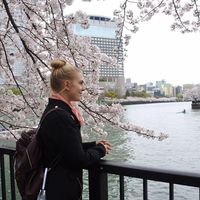 Tani Roberts的照片