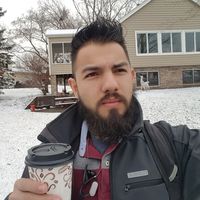 Pepe Esquivel的照片