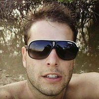 Romer Souza的照片