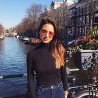 elea leguizamon的照片