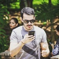 Alec Marecos的照片