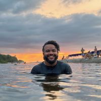 Luis Gabriel Salcedo的照片