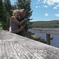 Romy et Léandre Erdnael的照片