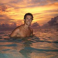 ben4pyrenium's Photo