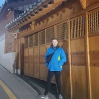 Elliot Reynolds的照片