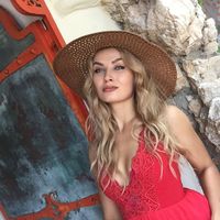 Karolina Filipiak的照片