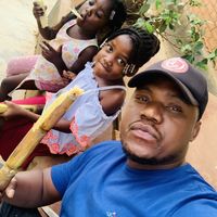 Vitumbiko Chawaza的照片