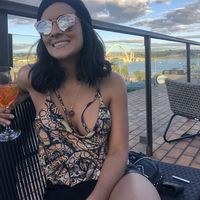 Camila Mariane's Photo