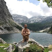 Jaka Bombač的照片