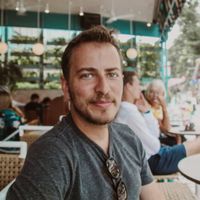 Yinon Kuperstein的照片