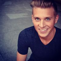 Jake Sinatra的照片