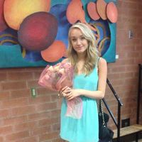 Gwen Swinarton's Photo