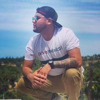 Ismael Zarate的照片