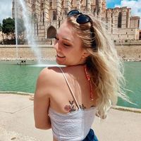 Shannon Pierce的照片