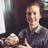 Fotos de Justen Burrhu