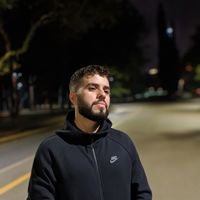 Caique Oliveira的照片