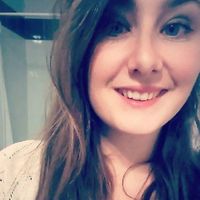 Charlotte Simon的照片