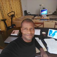 Check Hamodi's Photo