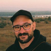 Simon  Schlegel的照片