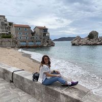 Alev Karadağ's Photo