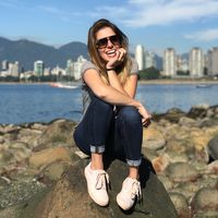 Sinem Akcicek's Photo