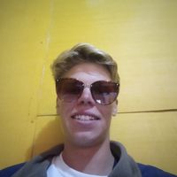 Photos de Arian Usadel