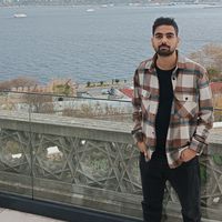 Danial Ahmadi的照片