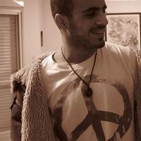 Nadav madvil的照片