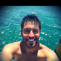 Kenneth Tovar的照片