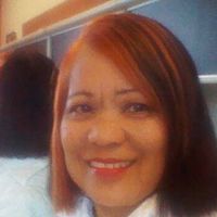 Ellie Gomez的照片