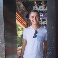 Matthew Burch的照片