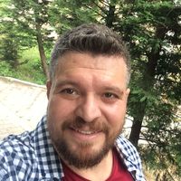 Özgür Kale的照片