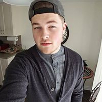 Logan Munro的照片