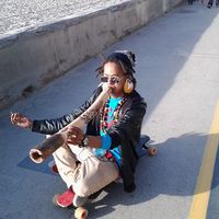 Isaiah Russell的照片