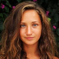 Anastasiia Olina的照片