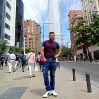 Chelo Lazaro's Photo