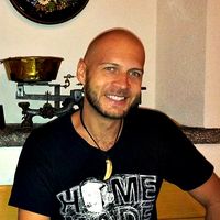 Simon Hermann的照片