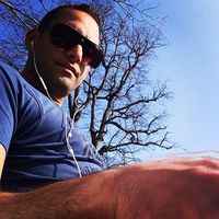 Amine Charallah的照片