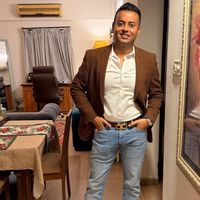 Rohit Traveller's Photo