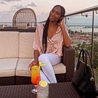 Élisabeth Brh的照片