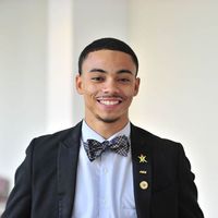 Fotos de Dominic Bednar